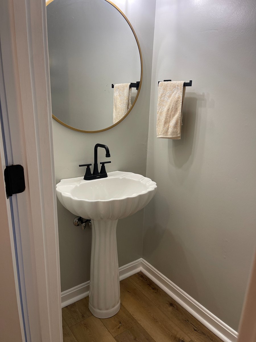 Furnished Finder property 830630_1 photo 9
