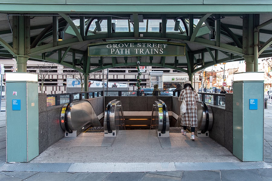 Few Short Blocks to PATH Grove Street for quick access to NYC, Hoboken Newark, and Harrison 