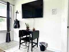 Furnished Finder property 830648_1 photo 3