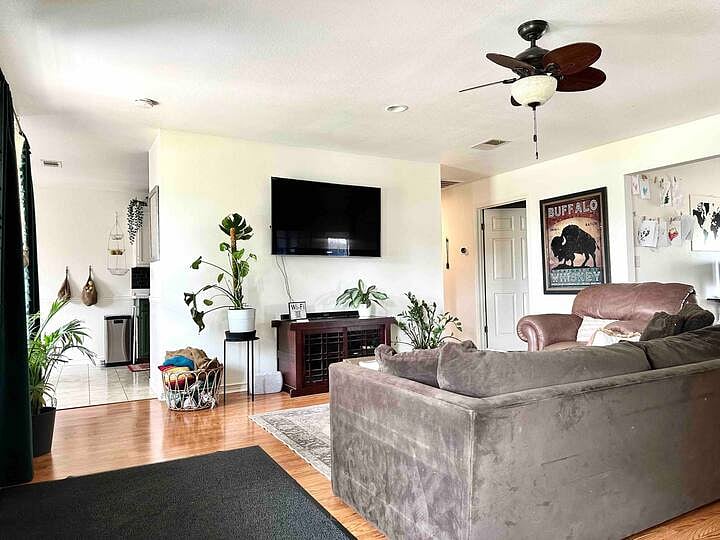 Furnished Finder property 830648_1 photo 16