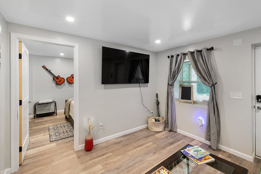 Furnished Finder property 830653_2 photo 8