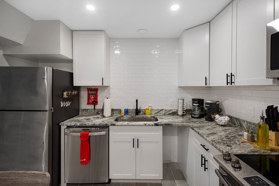 Furnished Finder property 830653_2 photo 16