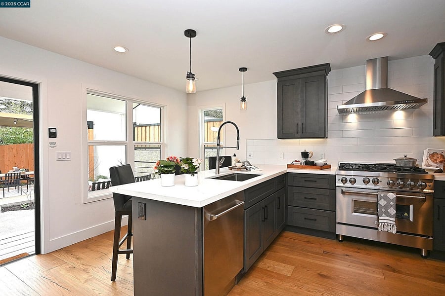 Furnished Finder property 830690_1 photo 5