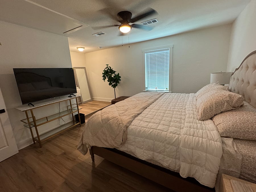 Furnished Finder property 830732_2 photo 6