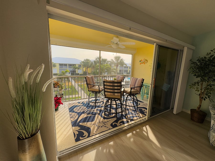 Screened lanai
