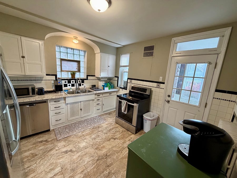 Furnished Finder property 830752_2 photo 12