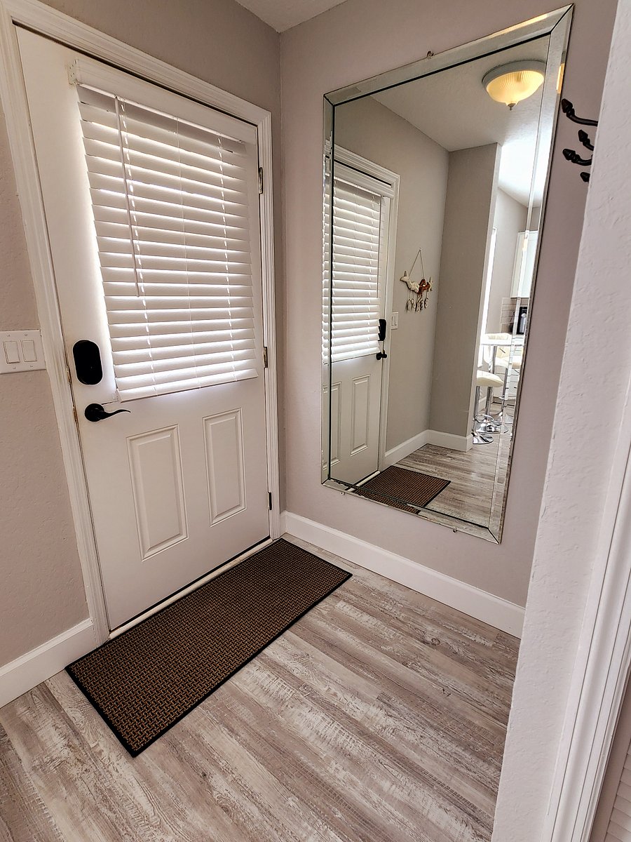 Furnished Finder property 830799_1 photo 2