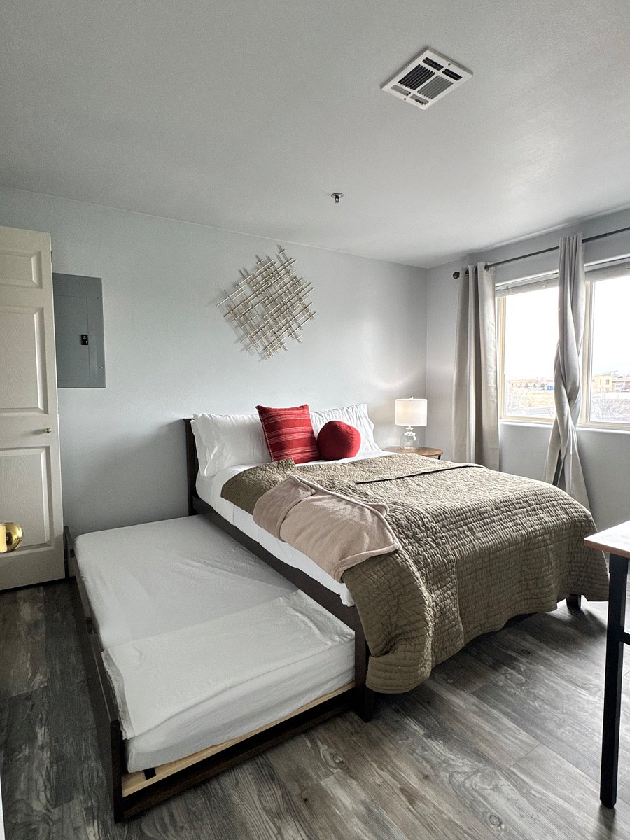 Second bedroom with pull out bed.