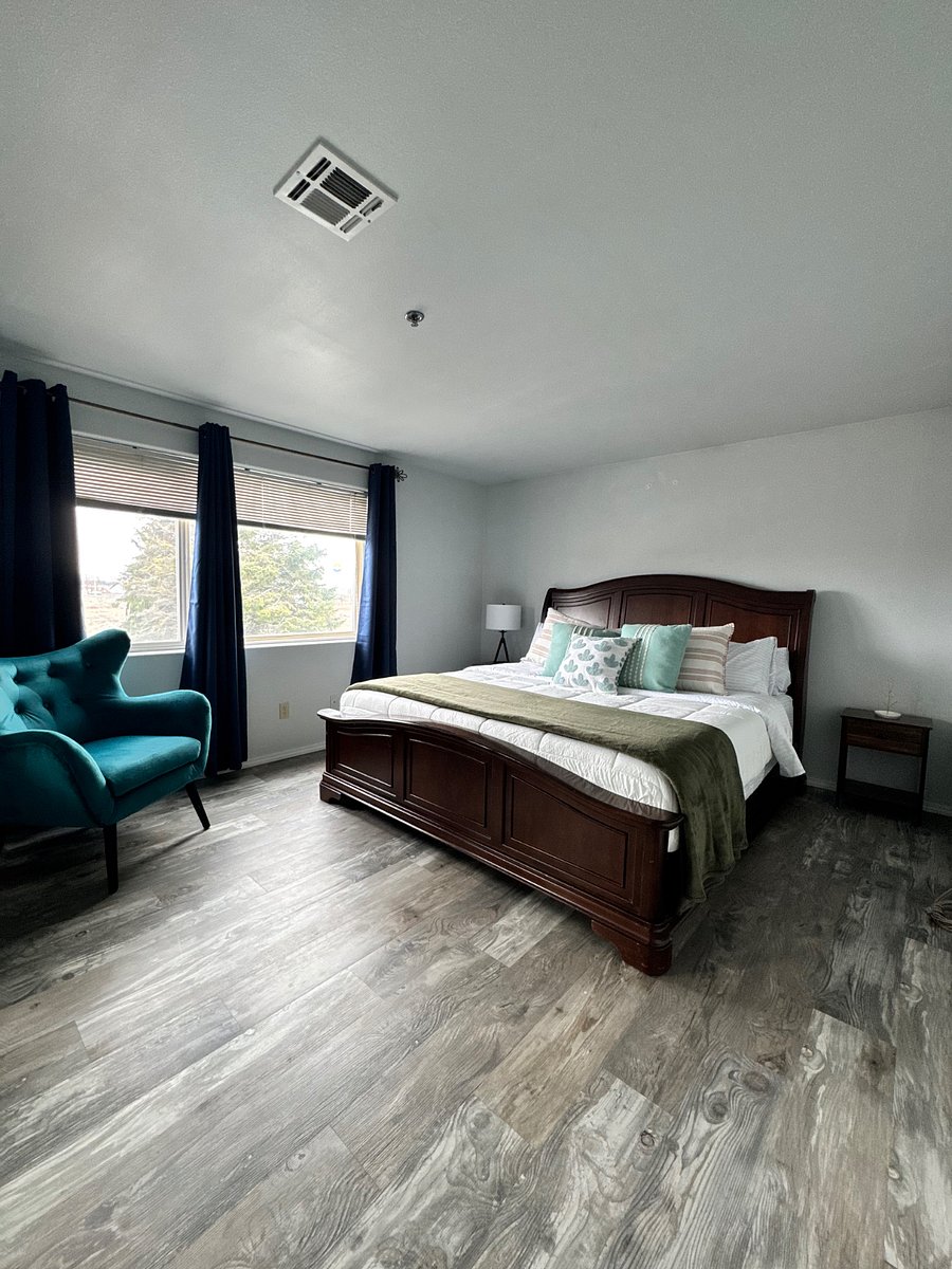 Master bedroom.