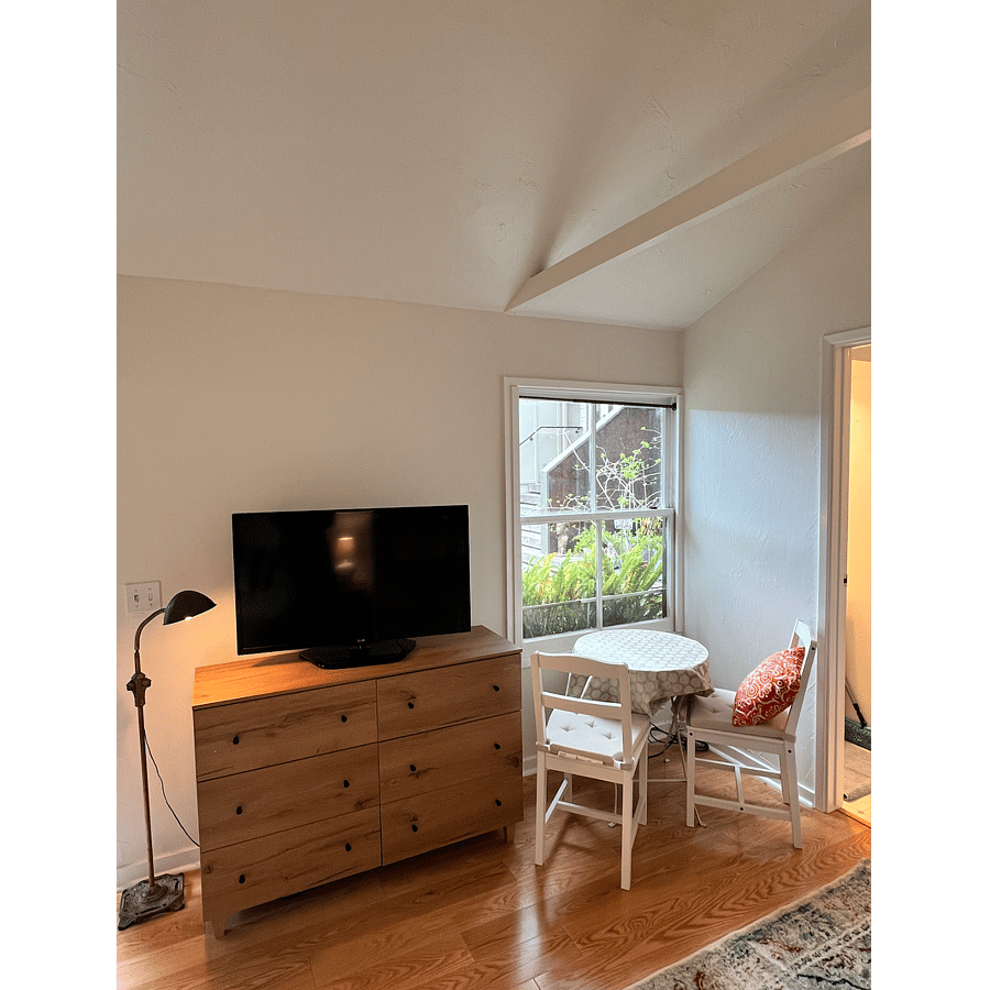 Furnished Finder property 830861_1 photo 5