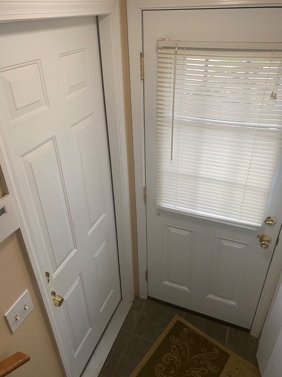 Private entrance, left door to homeowners garage.