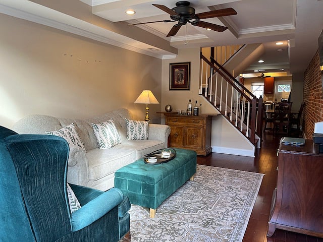 Furnished Finder property 830901_1 photo 3