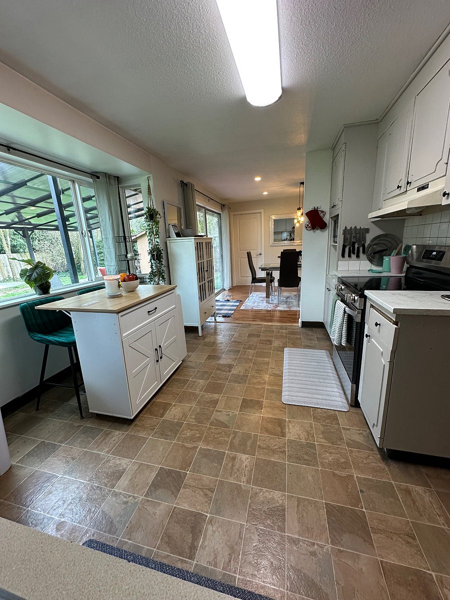 Furnished Finder property 830912_1 photo 11