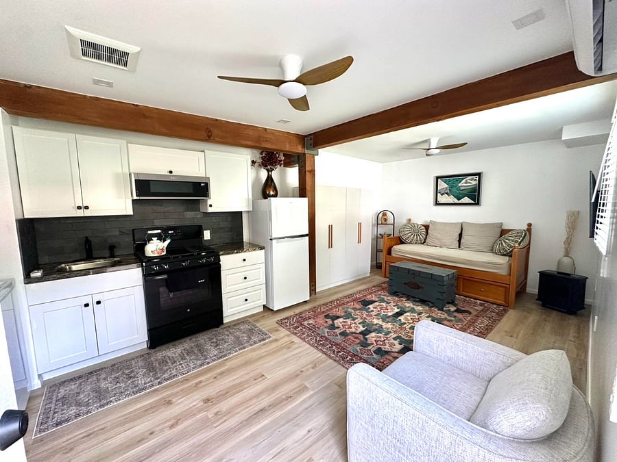 Furnished Finder property 830919_1 photo 1