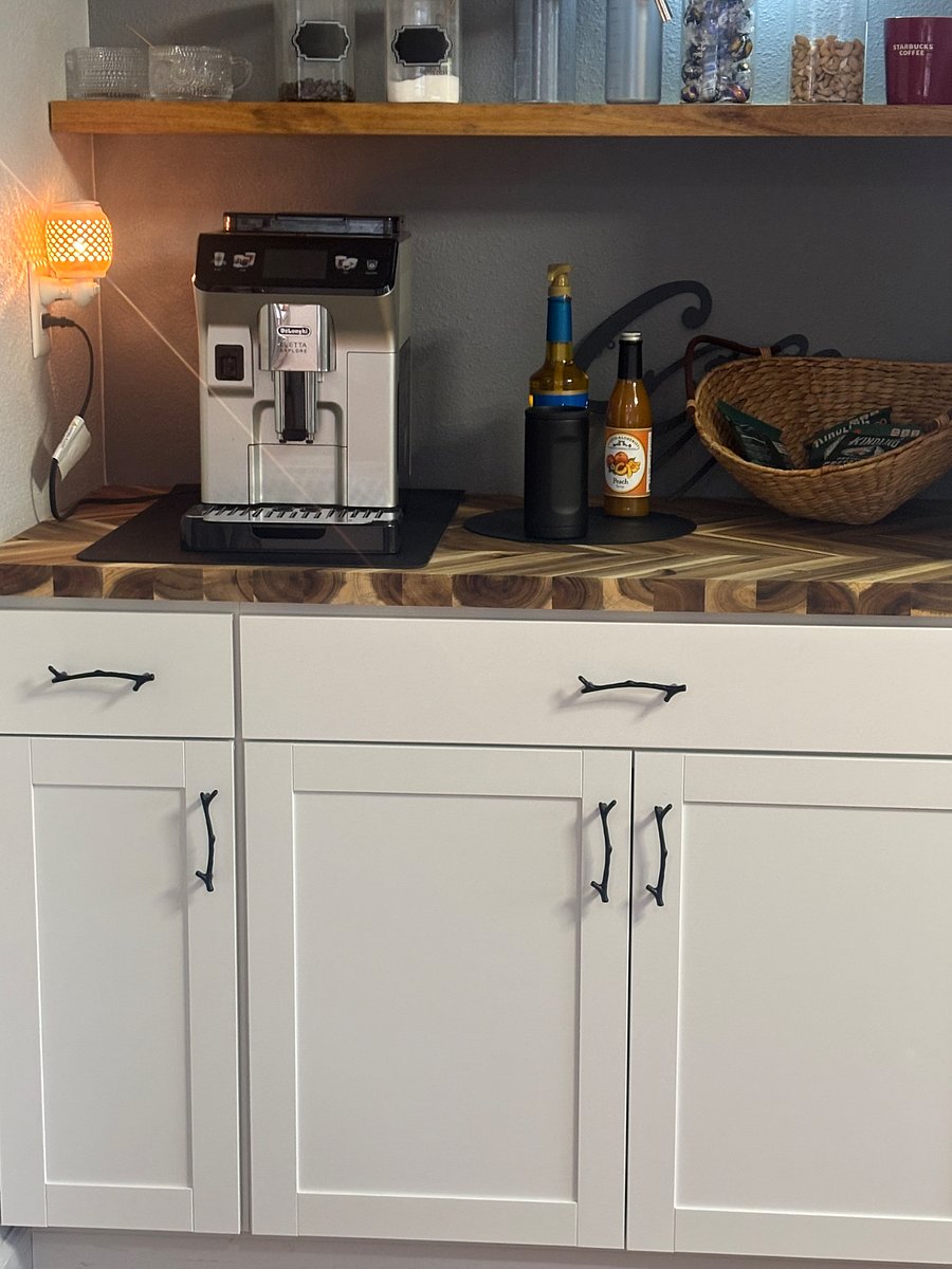 Coffee bar