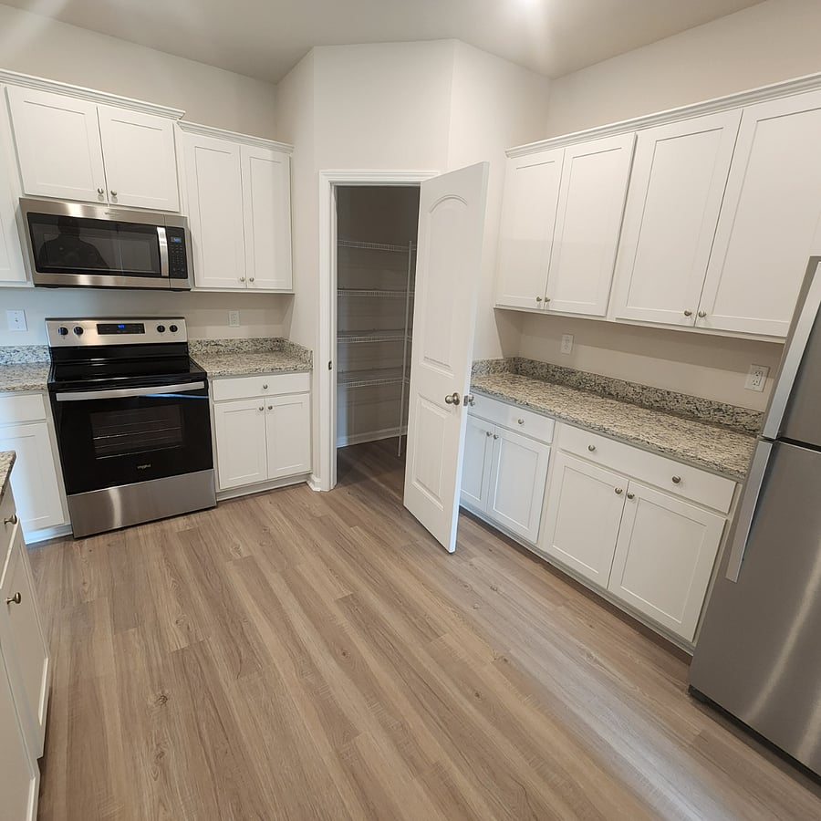 Furnished Finder property 830973_1 photo 14