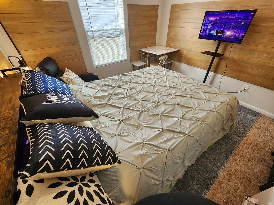 Furnished Finder property 830973_1 photo 24