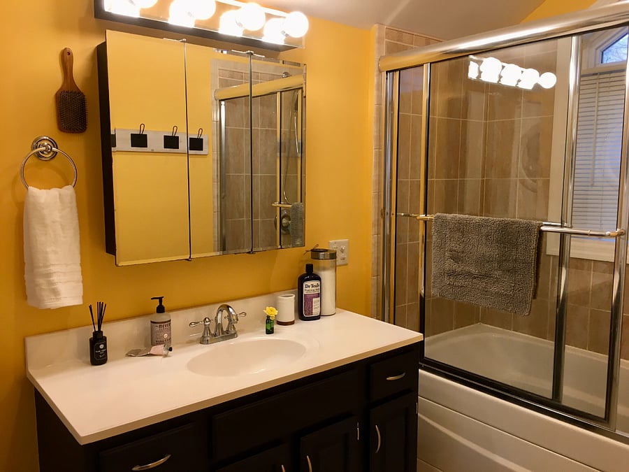 Full bath downstairs with washer/drier