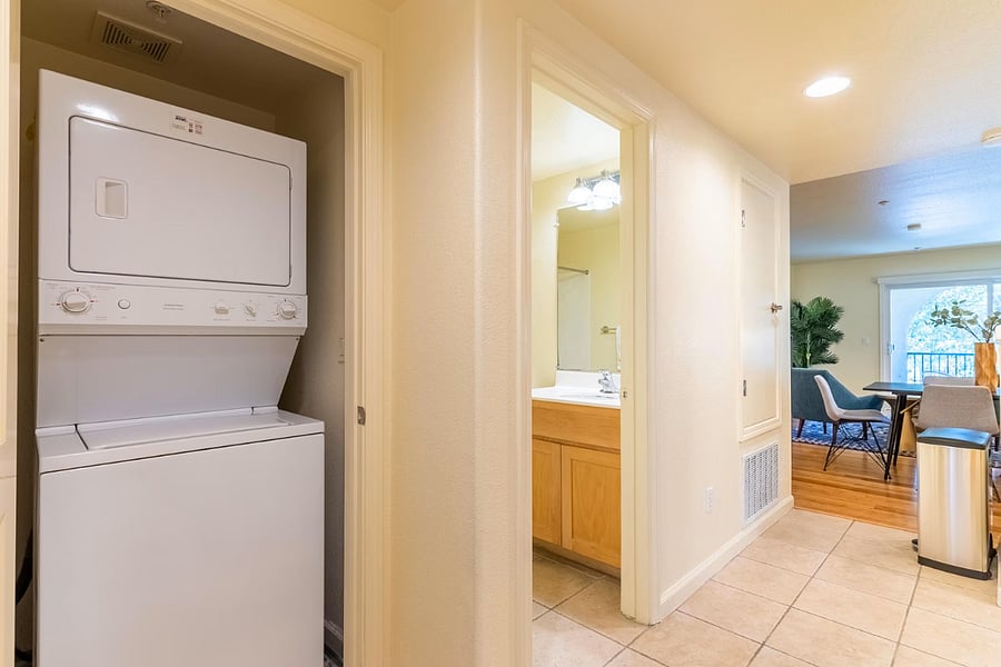 Furnished Finder property 831010_1 photo 13