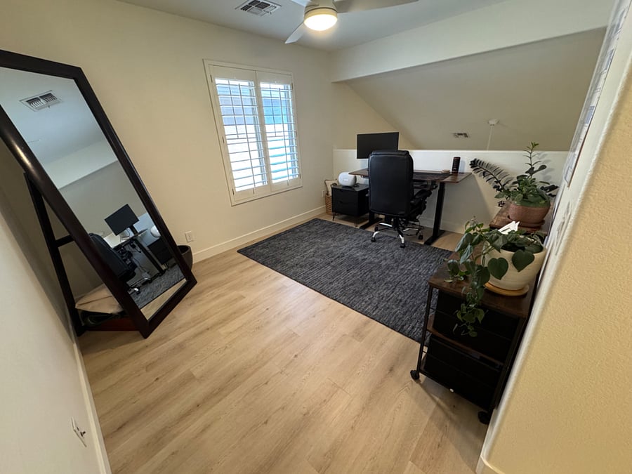Office / loft space