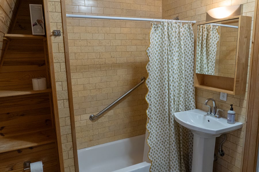 Furnished Finder property 831017_1 photo 10
