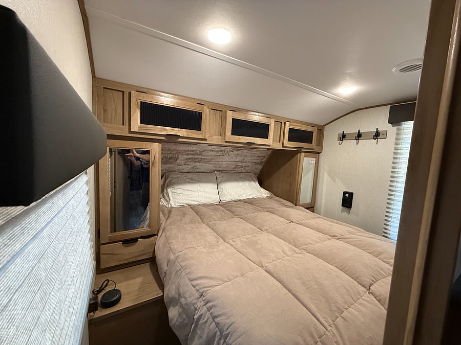 Private bedroom queen bed