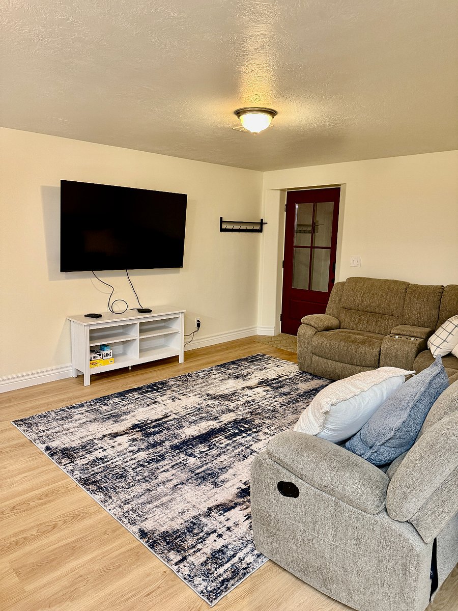 Furnished Finder property 831059_1 photo 3