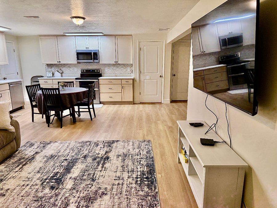 Furnished Finder property 831059_1 photo 4