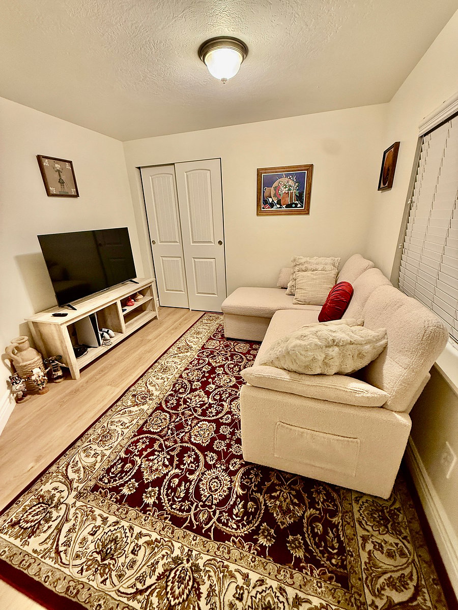 Furnished Finder property 831059_1 photo 25