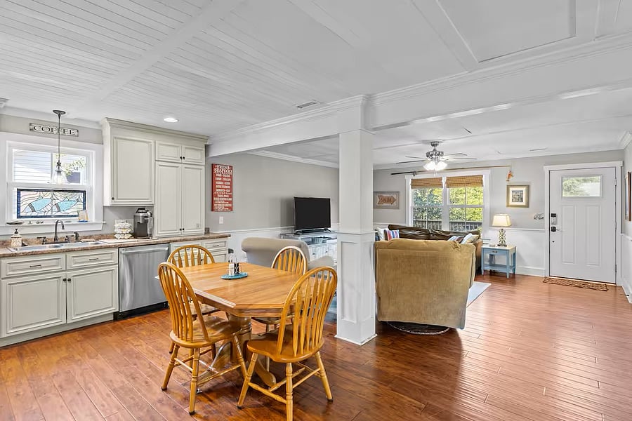 Furnished Finder property 831097_1 photo 9