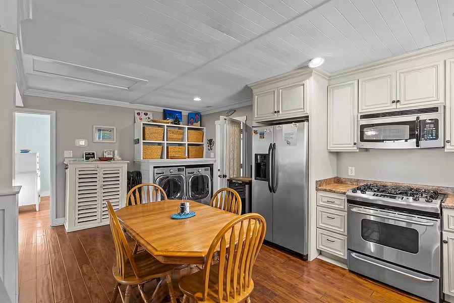 Furnished Finder property 831097_1 photo 12
