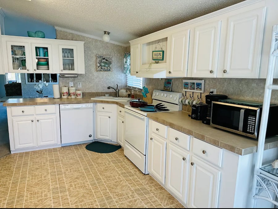 Furnished Finder property 831104_1 photo 6