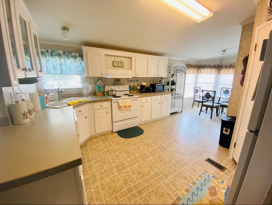 Furnished Finder property 831104_1 photo 9