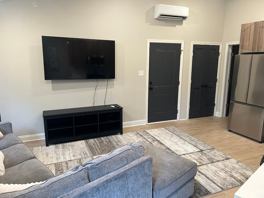 Furnished Finder property 831173_1 photo 2
