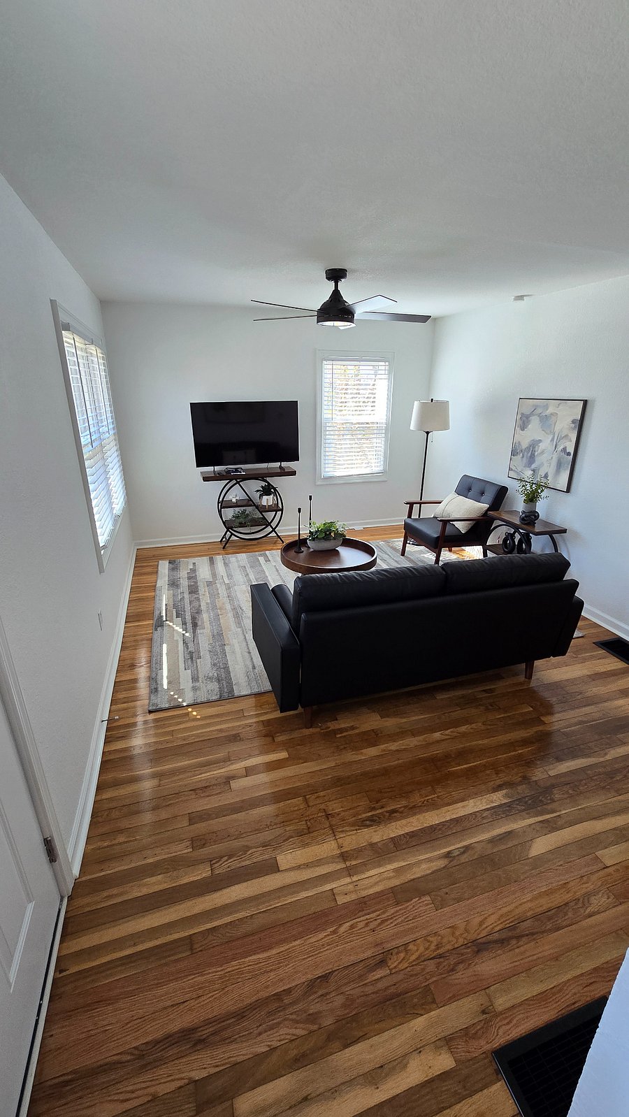 Furnished Finder property 831253_1 photo 3