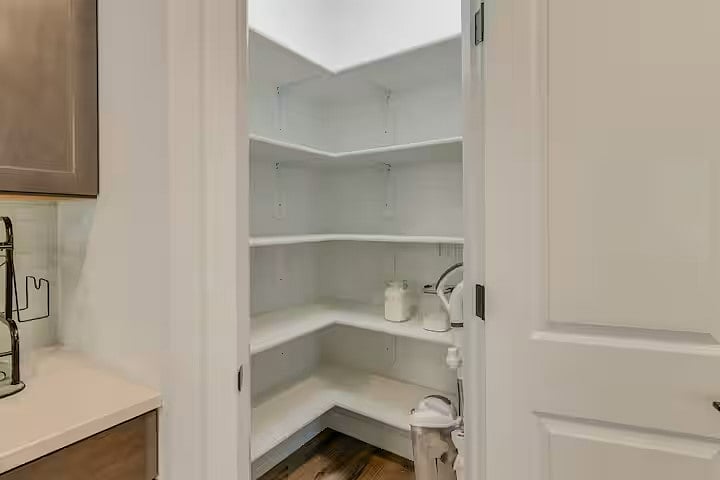 Furnished Finder property 831293_1 photo 21