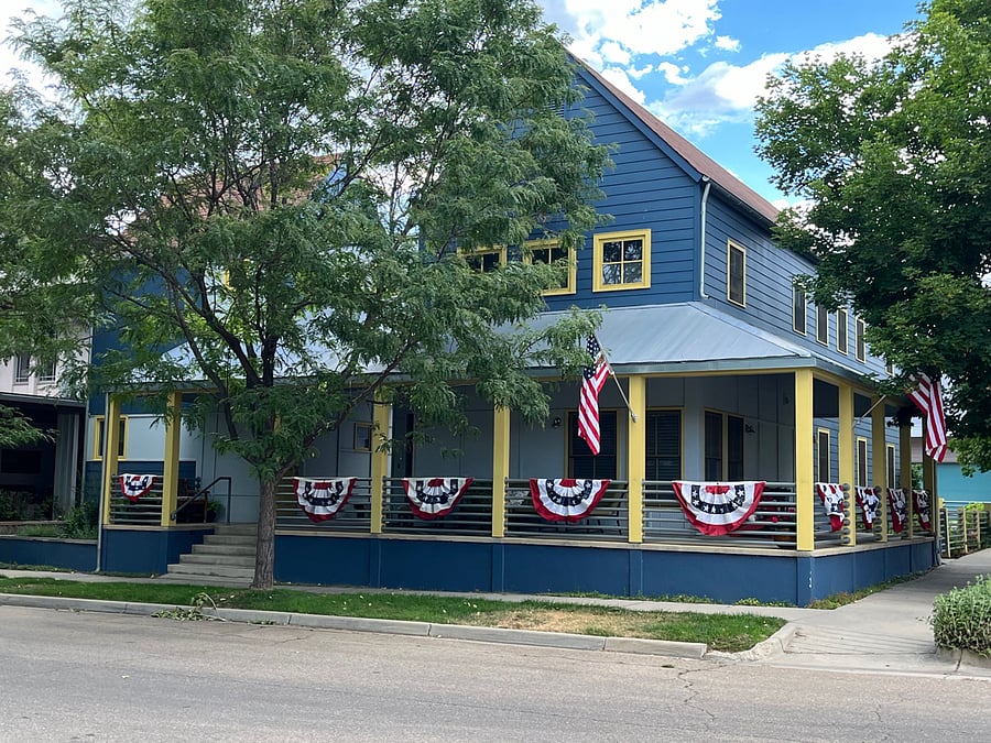 Front view of the home.