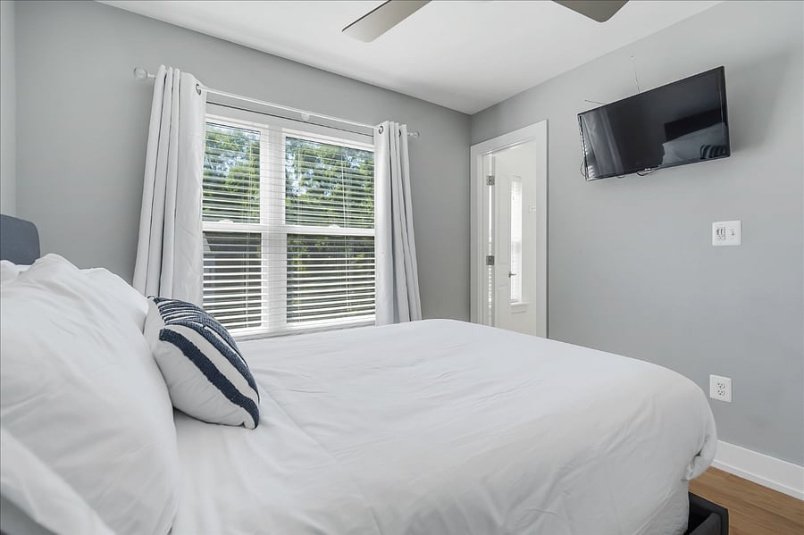Furnished Finder property 831302_1 photo 43