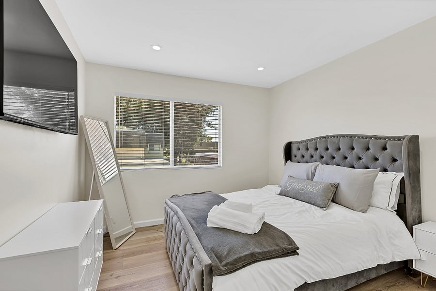 Furnished Finder property 831337_1 photo 35