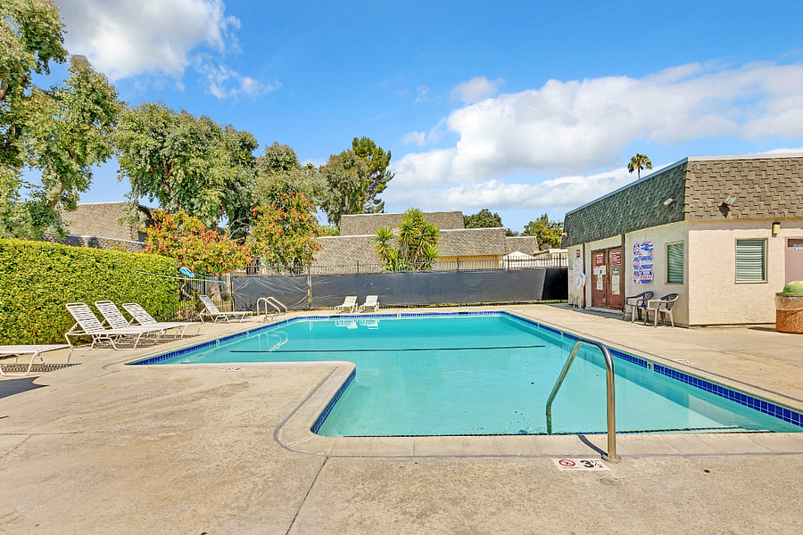 Furnished Finder property 831337_1 photo 47