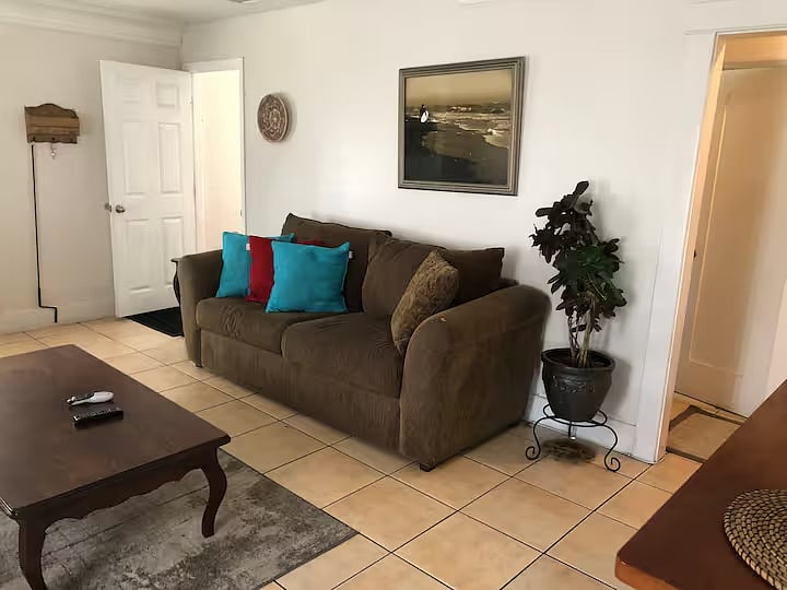 Furnished Finder property 831353_1 photo 3