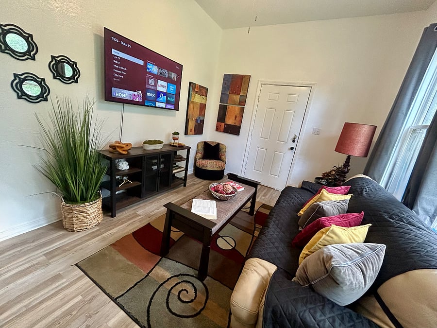 Furnished Finder property 831372_1 photo 2
