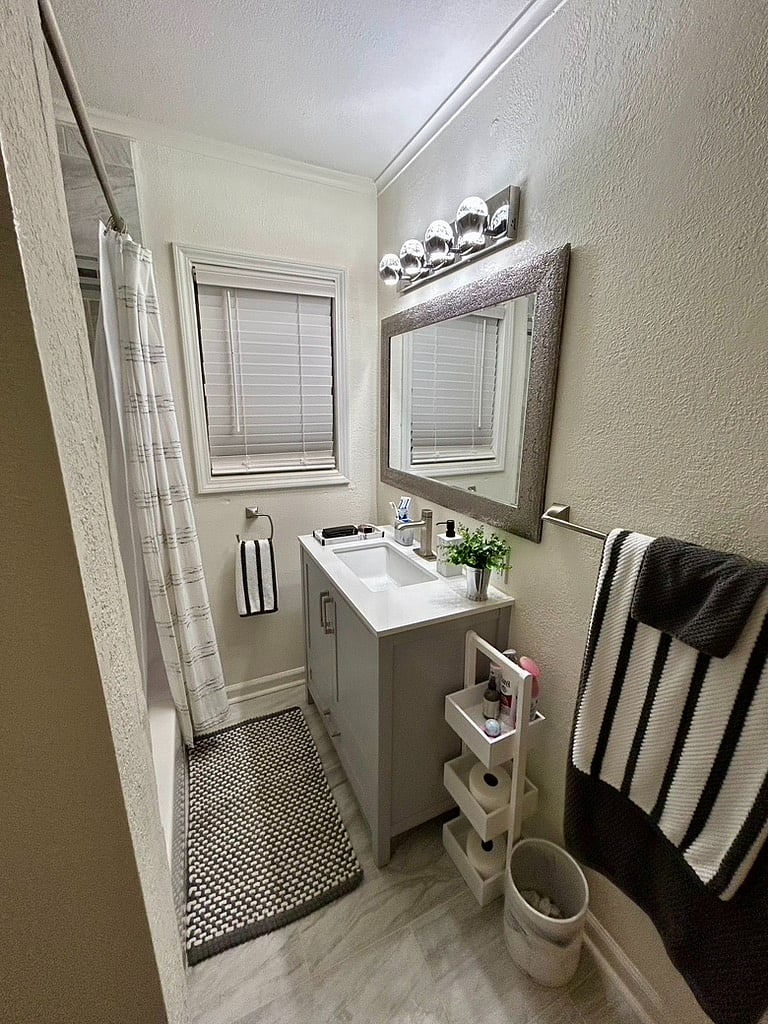 Furnished Finder property 831373_3 photo 18