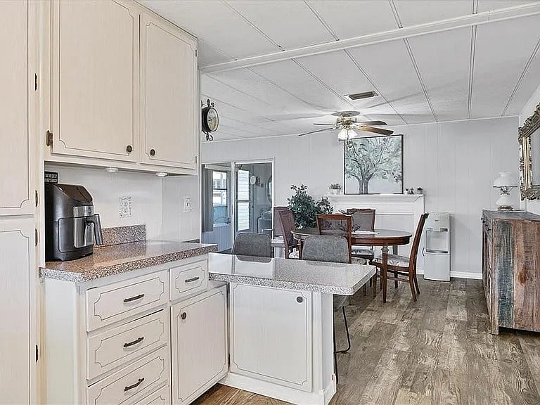 Furnished Finder property 831414_1 photo 14