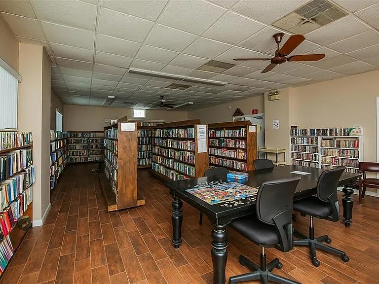 Furnished Finder property 831414_1 photo 33