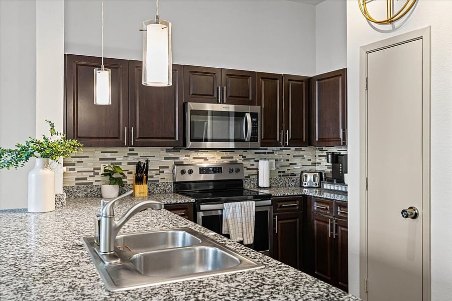 Furnished Finder property 831517_1 photo 25