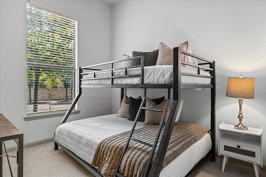 Furnished Finder property 831517_1 photo 33
