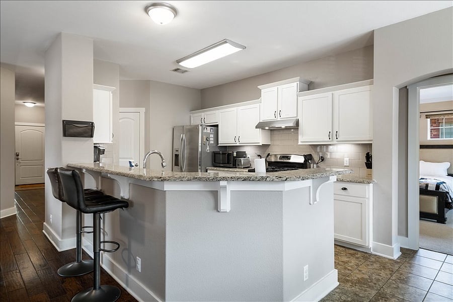Furnished Finder property 831518_1 photo 3