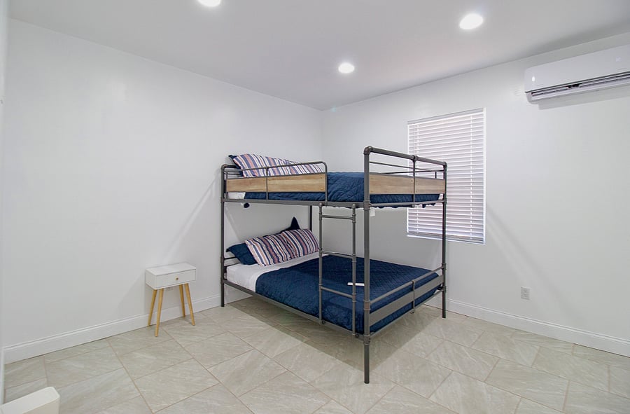 Furnished Finder property 831574_1 photo 11