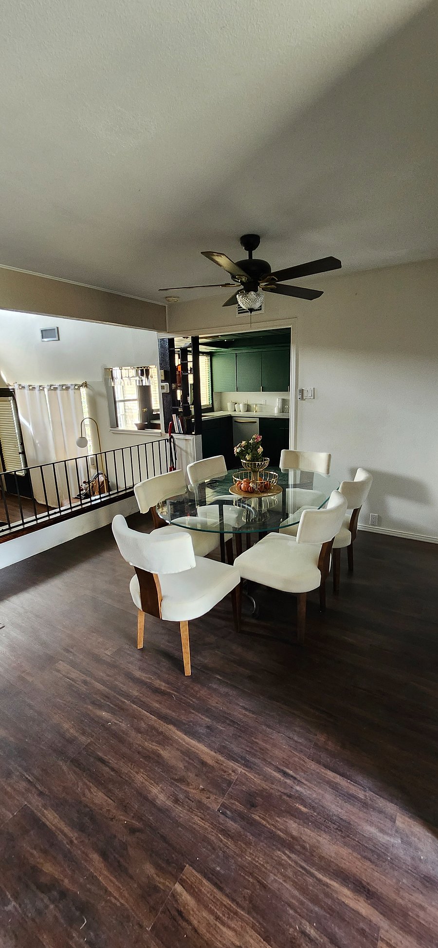 Furnished Finder property 831628_1 photo 4